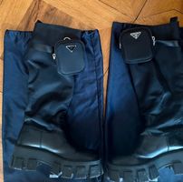 Bottes Prada avec pochette, taille 37.5 - hiver stylé!