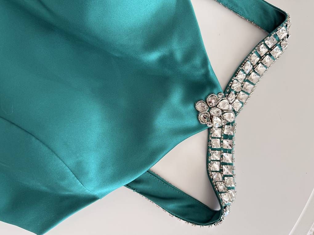 Vestiti: Festliches Kleid  – Usato da Basel venduto da Jador01