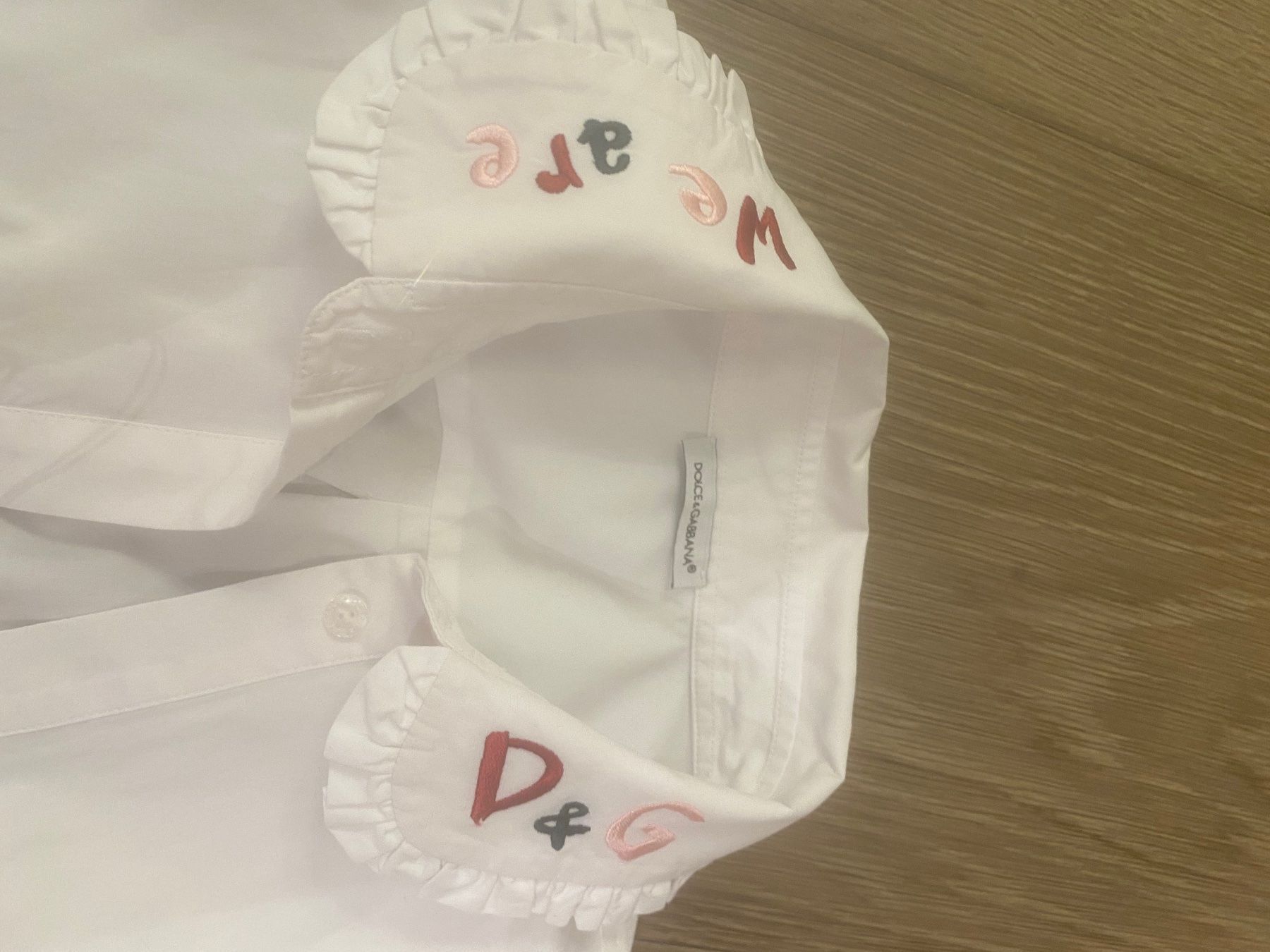 Dolce & Gabbana Camicette, T-shirt & Top: Dolce&Gabbana Bluse 128 – Nuovo (secondo la descrizione) da Meilen venduto da Dievondort 3