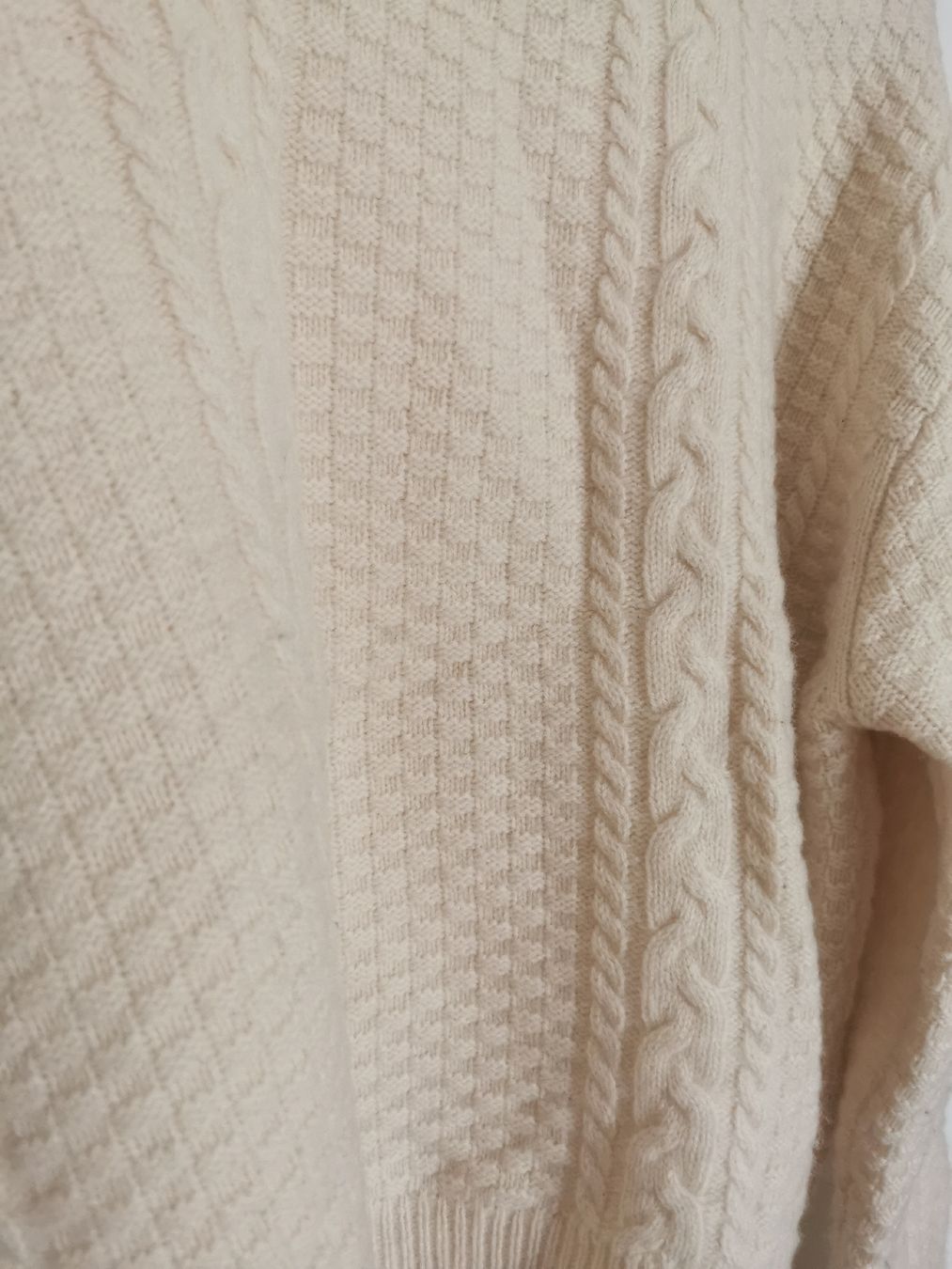 Maglioni & Felpe: Damen Pullover in Creme mit Zopfmuster Grösse M – Usato da Kehrsatz venduto da 159_rwk2 1