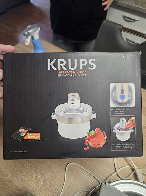 Küchengeräte: Sorbetière Krups – Gebraucht aus Vallorbe von Chriggou