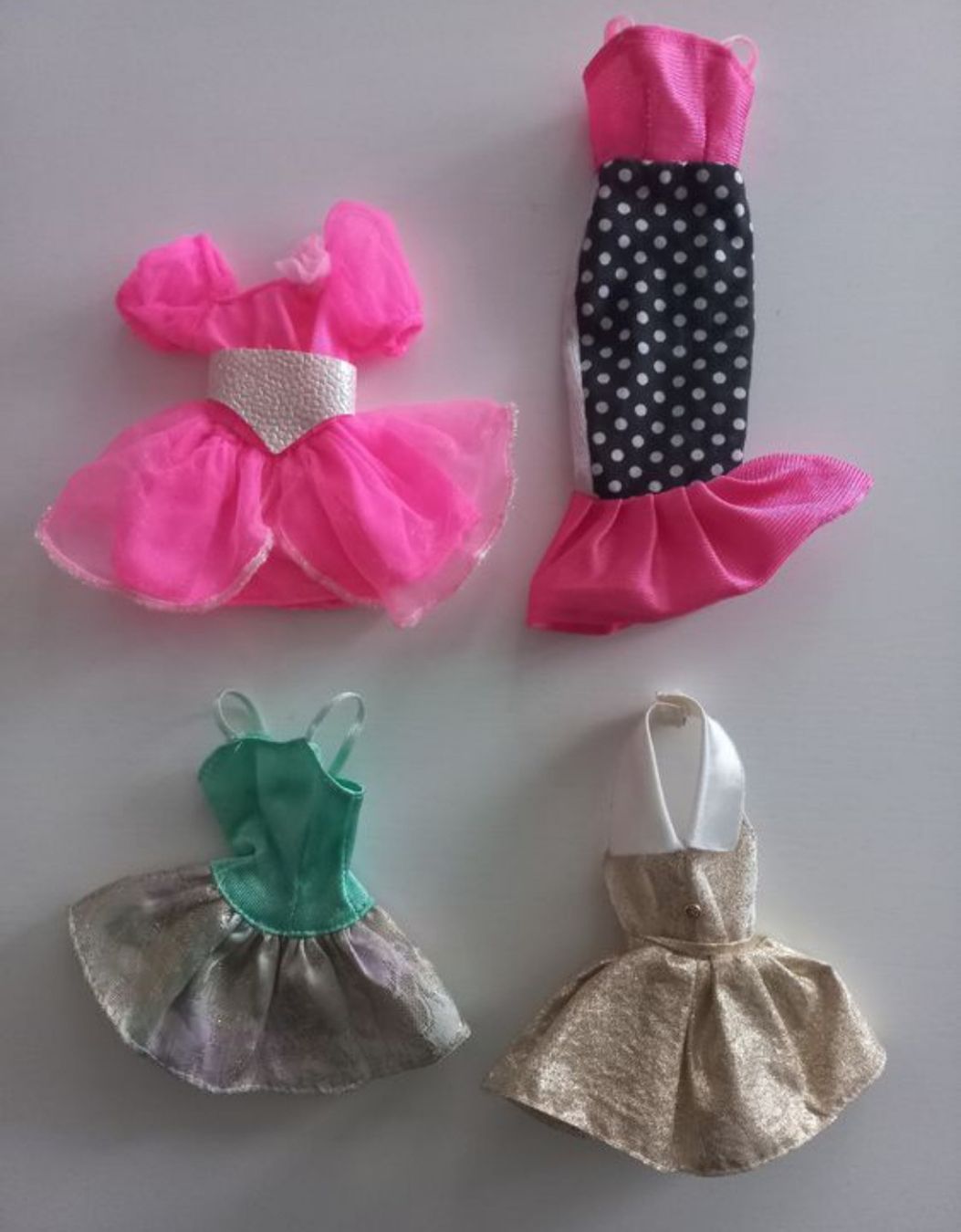 Puppen: Vintage Barbie - Kleider Paket No.2 – Gebraucht aus Wangen b. Olten von SecondStory4u