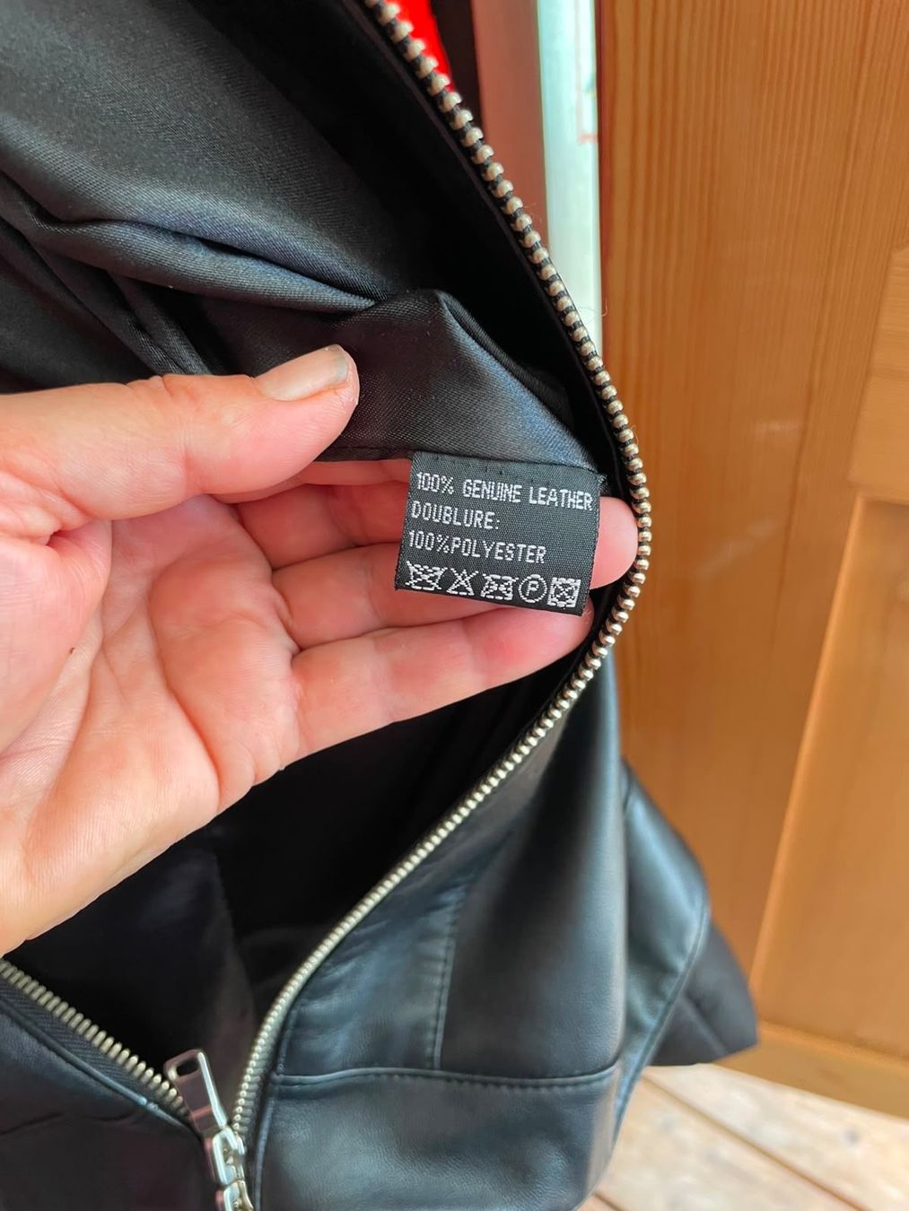 Jacken: Lederjacke schwarz Grösse 42 gebraucht – Gebraucht aus Teufen AR von evi_77q5 4