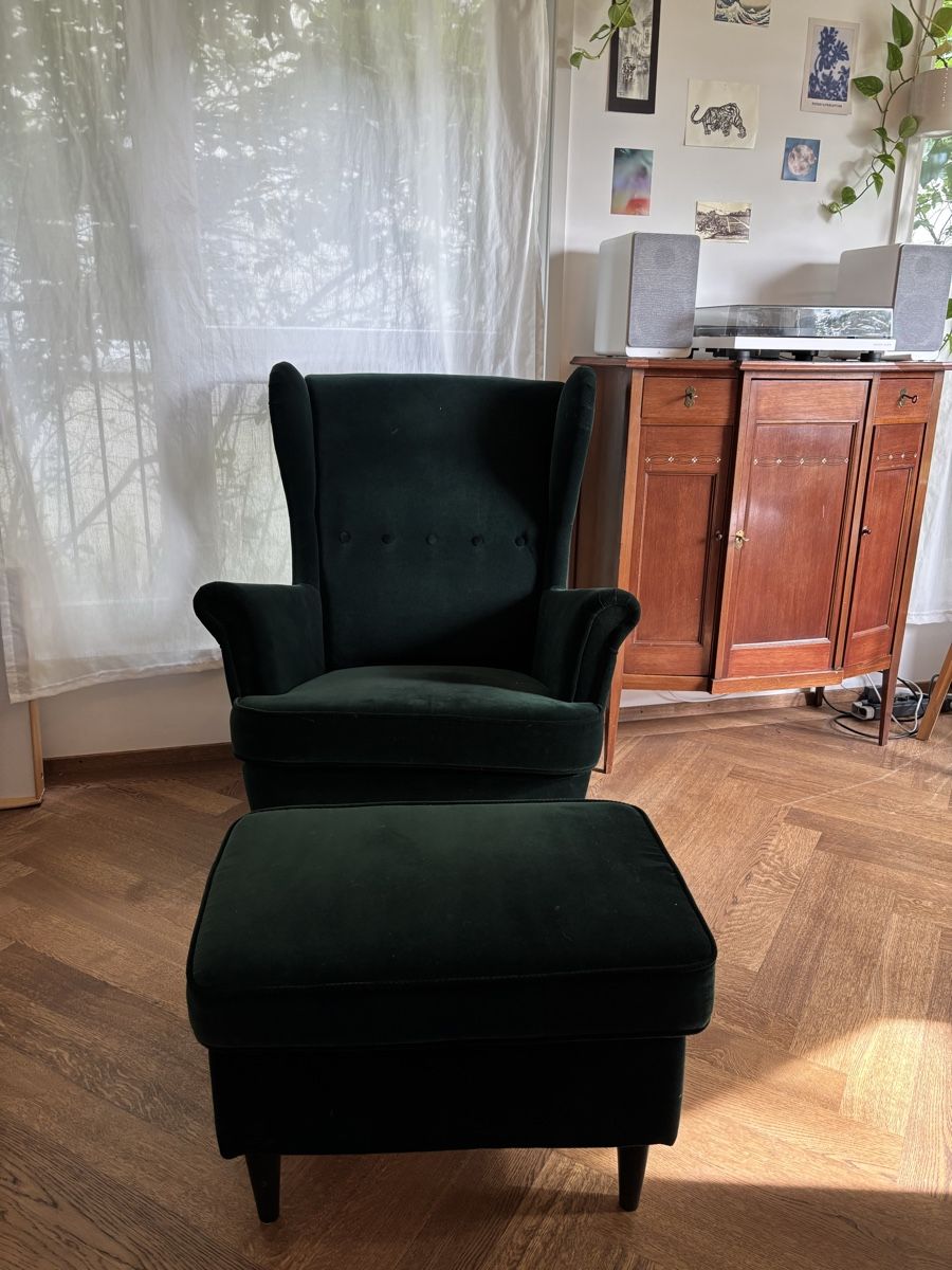 Ikea Fauteuils: Ikea Strandmon Samt grün mit Hocker – D'occasion à Zürich par hul_sq5d 2