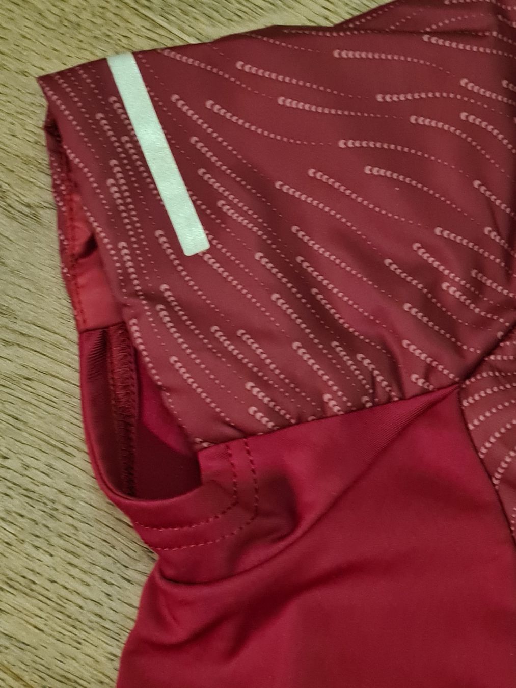 Odlo Gilets & Westen: ODLO WESTE KURZARM GR.M – Gebraucht aus Adlikon von jahr01 3