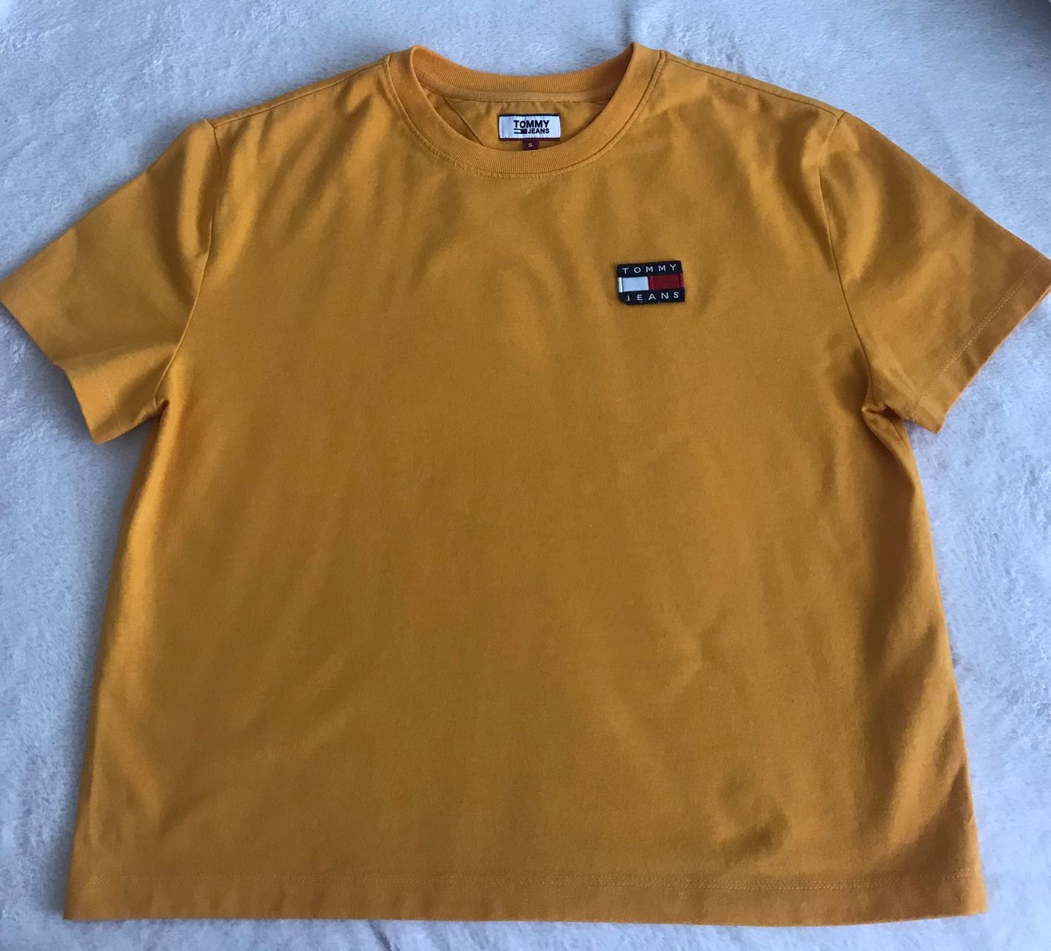 Tommy Hilfiger T-shirt: Tommy Hilfiger T-Shirt Grösse S – Nuovo (secondo la descrizione) da Au/ZH venduto da markthallerapperswil 4