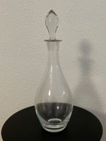 Schlanke Vintage Glas Karaffe mit Stopfen, sehr elegant!