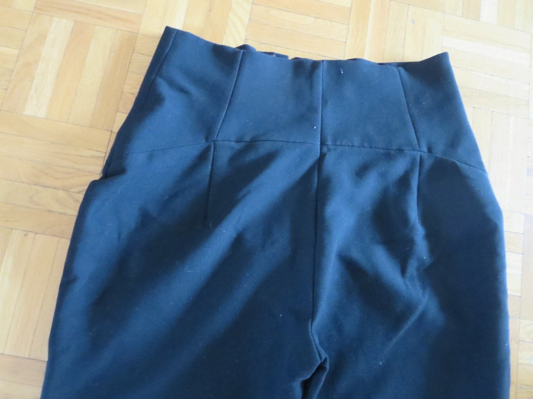 Pantaloni: Damen Hosen /Gr. S – Usato da Wallisellen venduto da Arvenstube 3