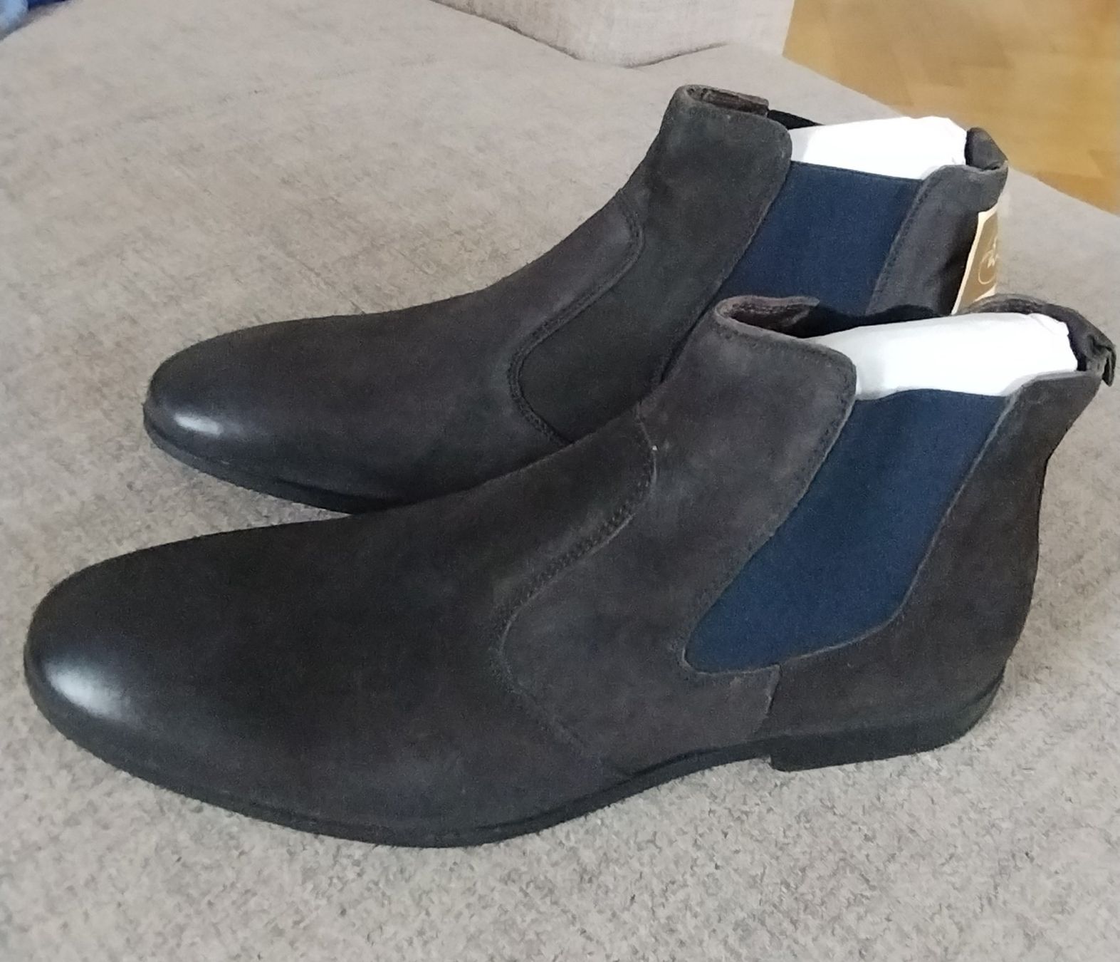 Scarpe da uomo: bottes en cuir 41 – Nuovo e nell'imballaggio originale da Lausanne venduto da Martinucci