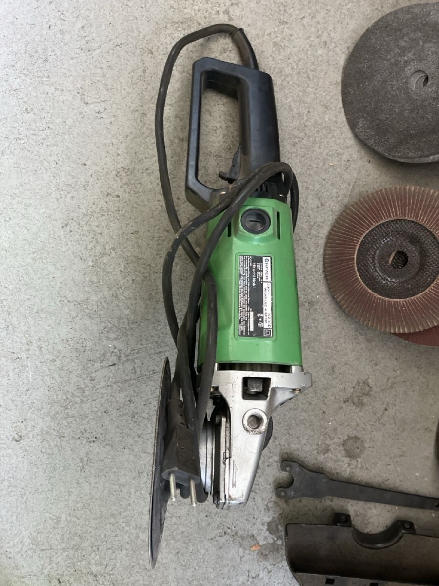 Tutte le macchine: Hitachi Winkelschleifer gross2100 Watt – Usato da horgenberg venduto da Fredi63 2