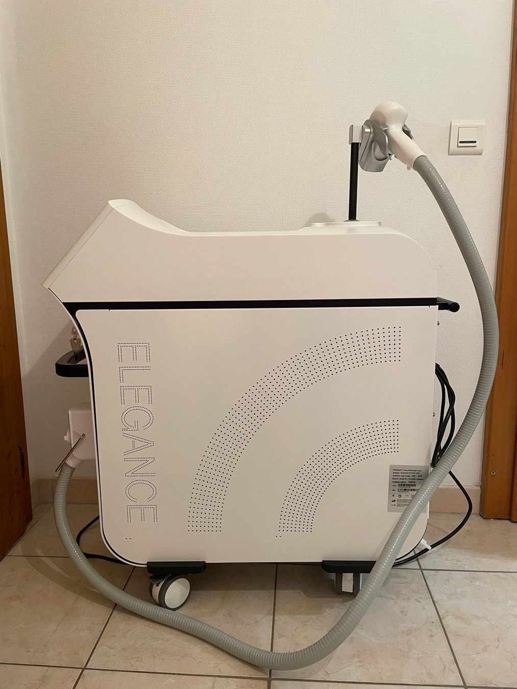 Toutes les machines: Laser Diode 808 3 longueur d'ondes – D'occasion à Puplinge par gat_2gxg 1