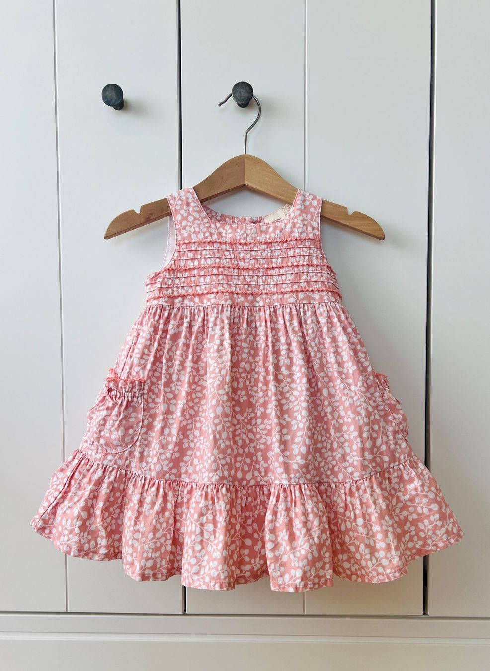 Vestiti & Gonne: Wunderschönes Kleid, 68, rosa – Usato da Burgdorf venduto da rulan 1