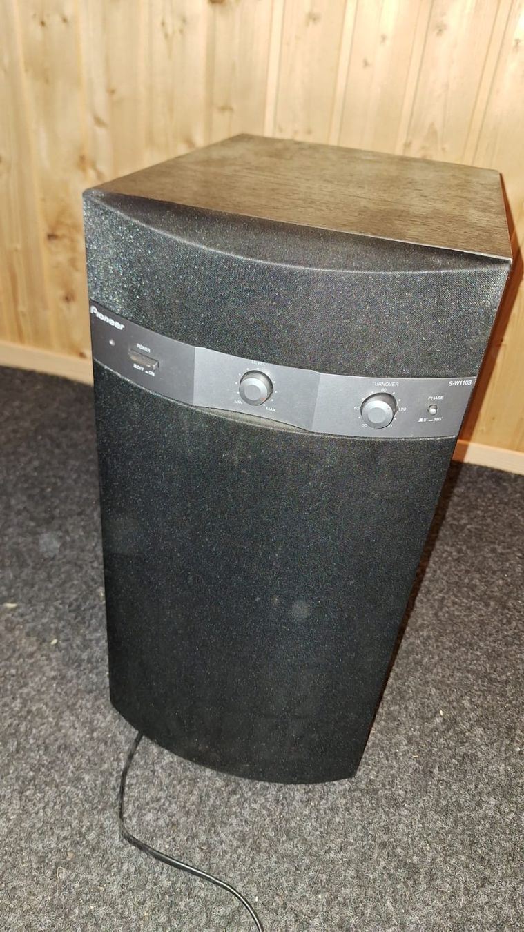 Pioneer Home Cinema: TV Aktive Subwofer 250 Watt – Usato da Flums venduto da Schnuff1