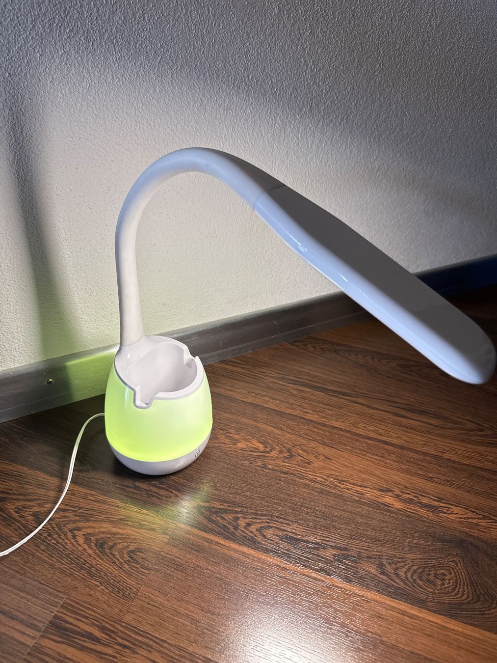 Conforama Lampen: Schreibtischlampe weiss flexibel – Gebraucht aus Bonstetten von Neptun2013 2