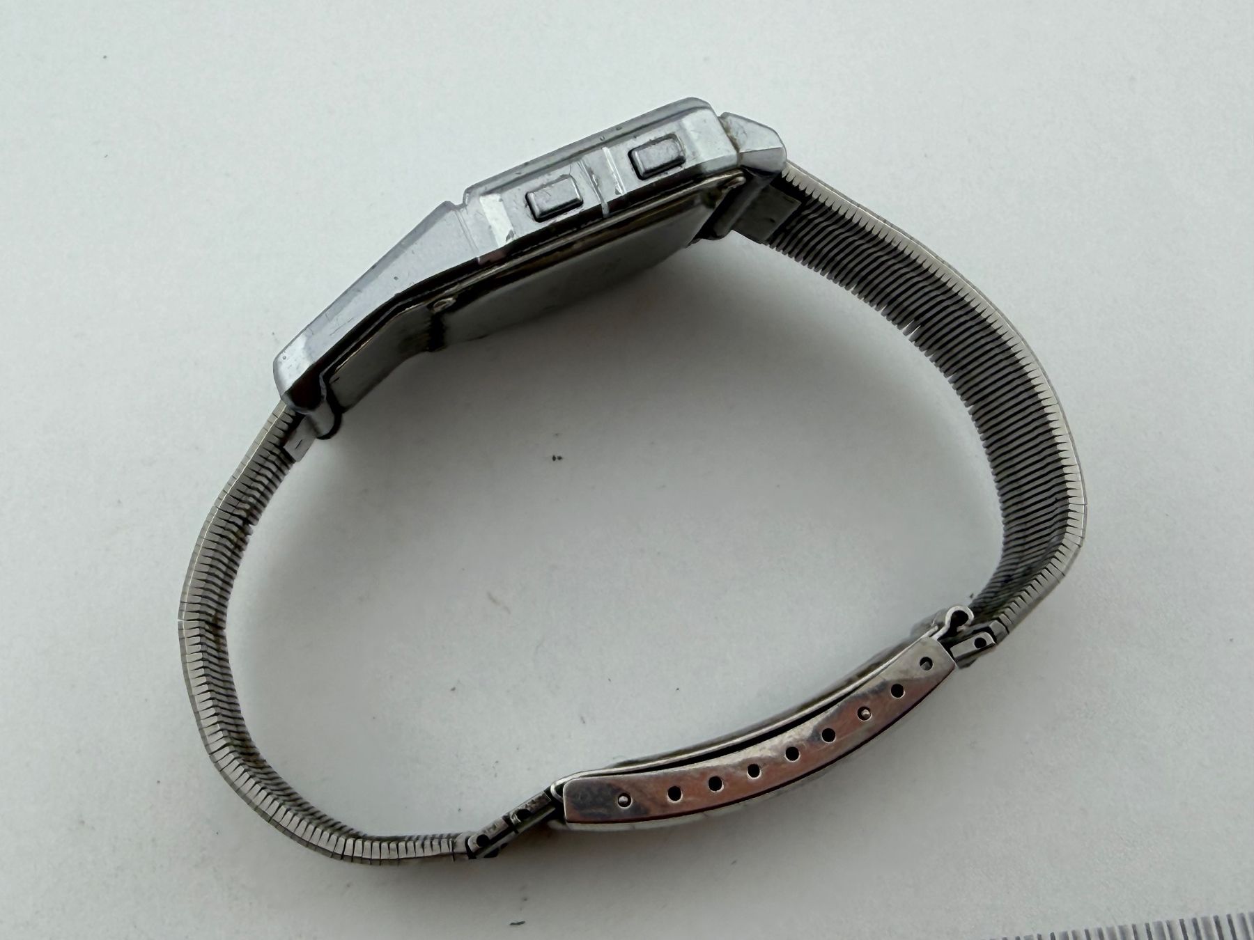 Casio Uhren: Vintage CASIO Herrenuhr – Defekt aus Biel/Bienne von MrP_WatchesBiel 1