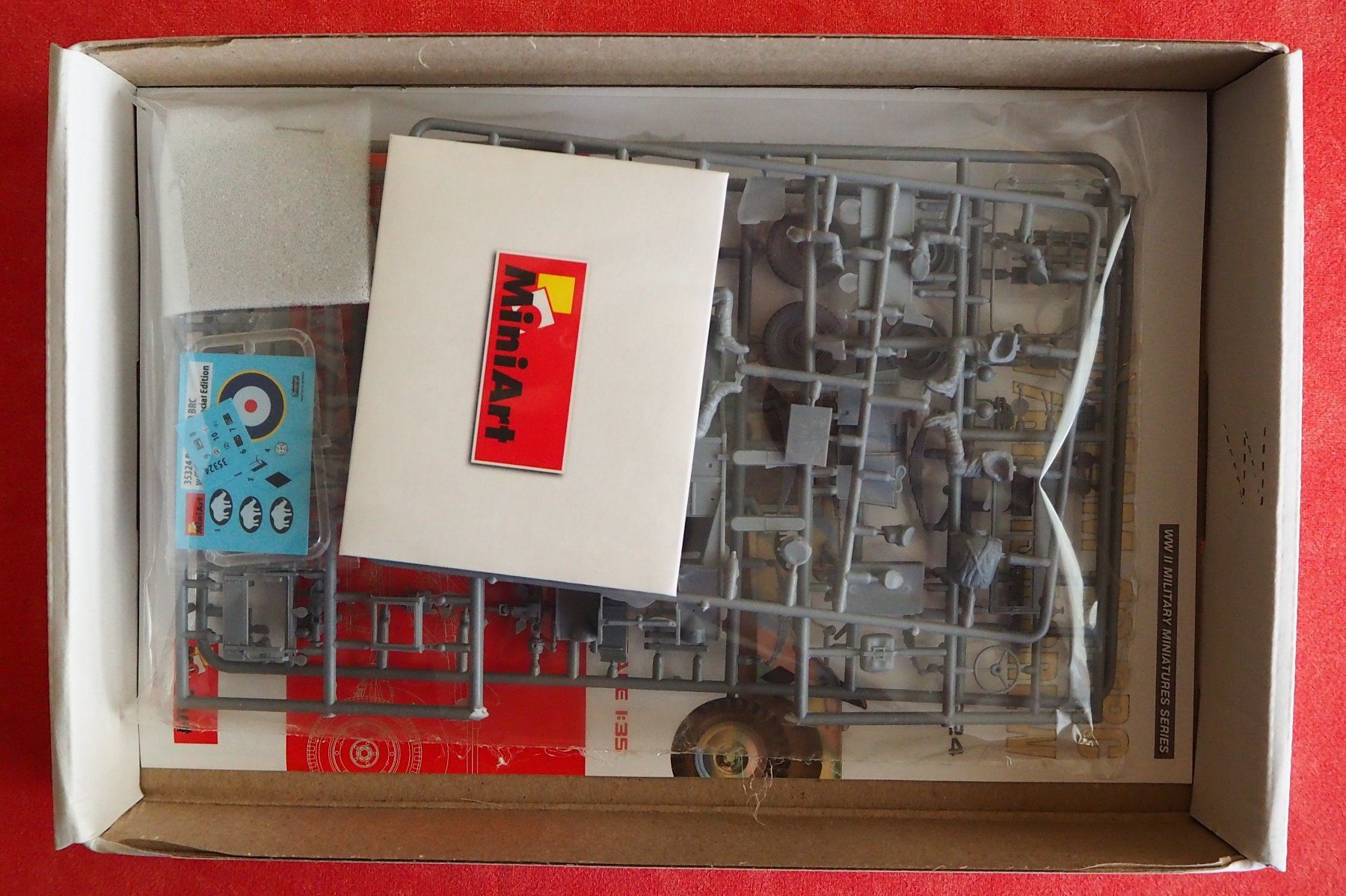 Kit di modellismo & Modellini statici: MiniArt / Bantam BRC with British Crew / 1/35 – Nuovo (secondo la descrizione) da Chur venduto da big_5zx8 1