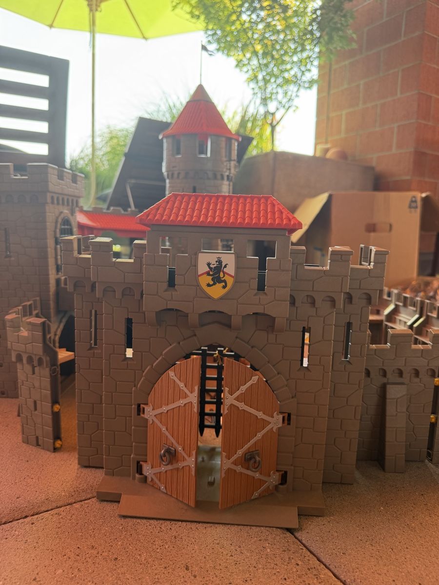 Playmobil Jouets: Playmobil Ritterburg Gebraucht – D'occasion à Zürich par ksc_qs68 5