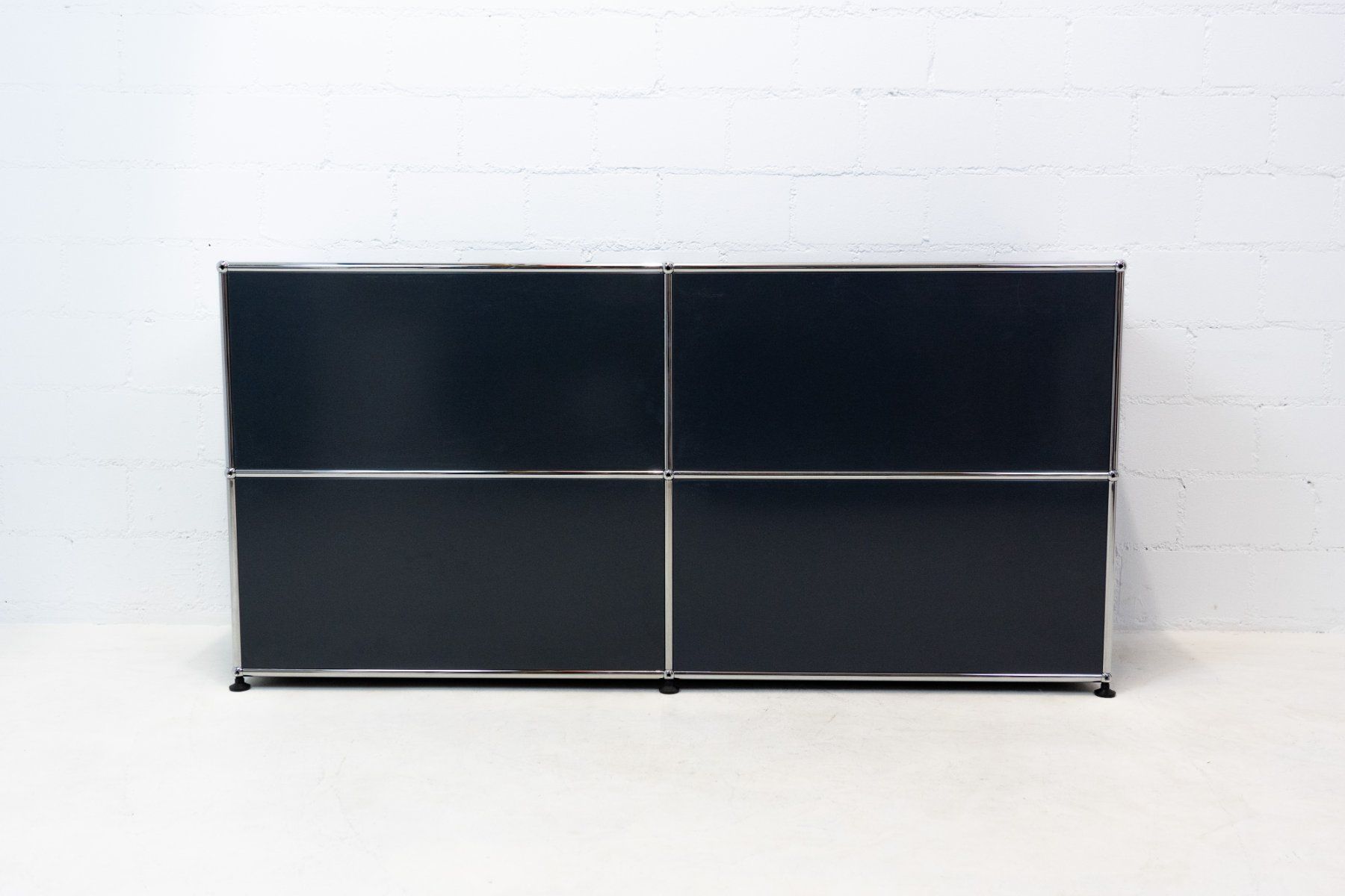 USM Kommoden: USM Haller Sideboard Anthrazitgrau Nr. 53 Lieferung möglich – Gebraucht aus Schaffhausen von Studio-Ara 8