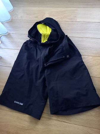 Pearl iZumi  Radhose neu mit Innenhose Grösse L