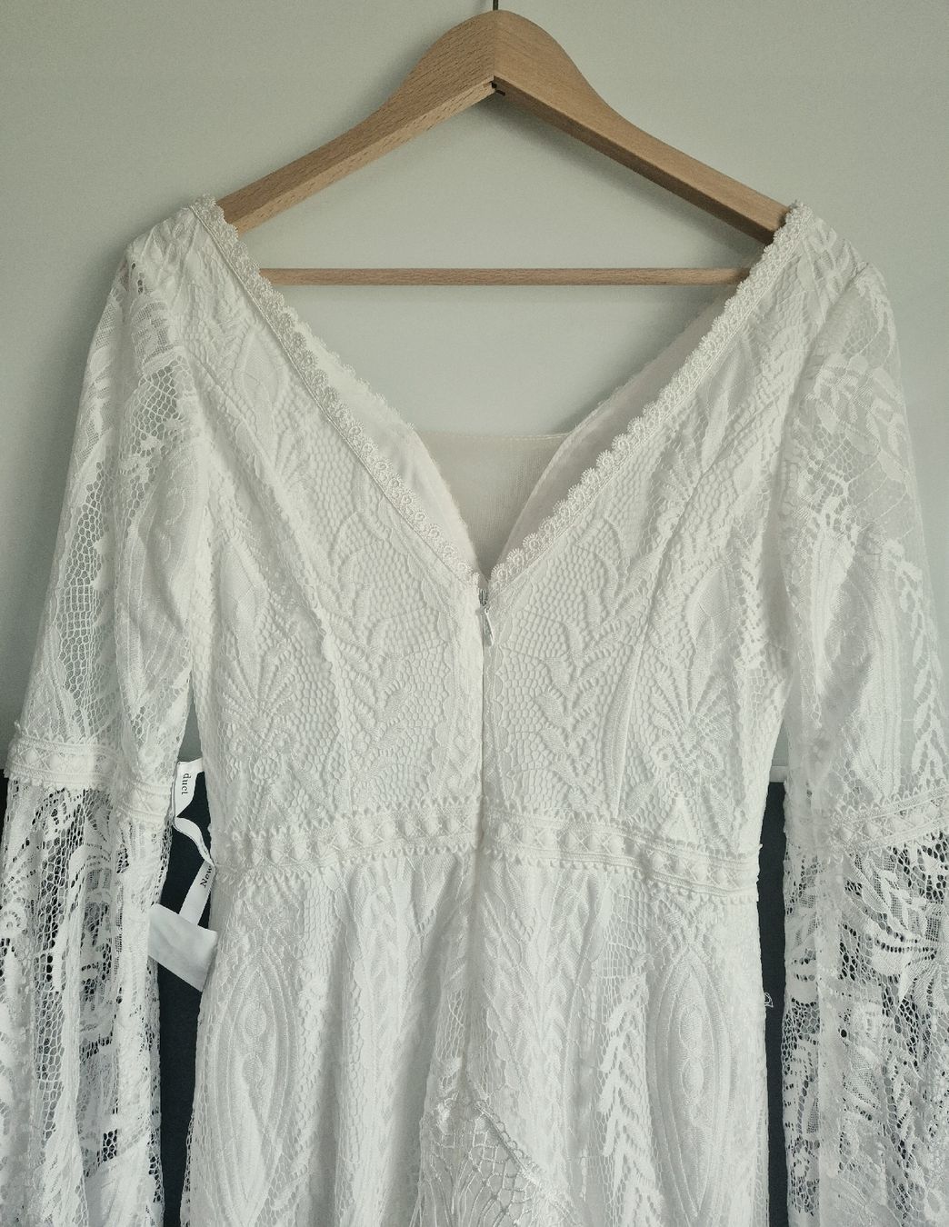 Robes: New White Wedding Dress  – Neuf (Voir description) à Unterägeri par agn_z6wb 2