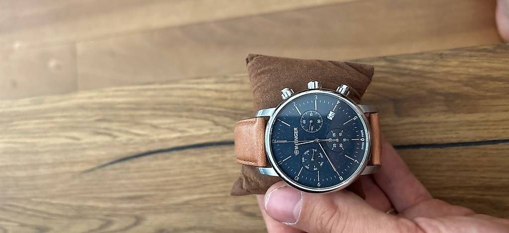 Orologi: WENGER Herrenarmbanduhr – Usato da Lenzburg venduto da benuzerflorian