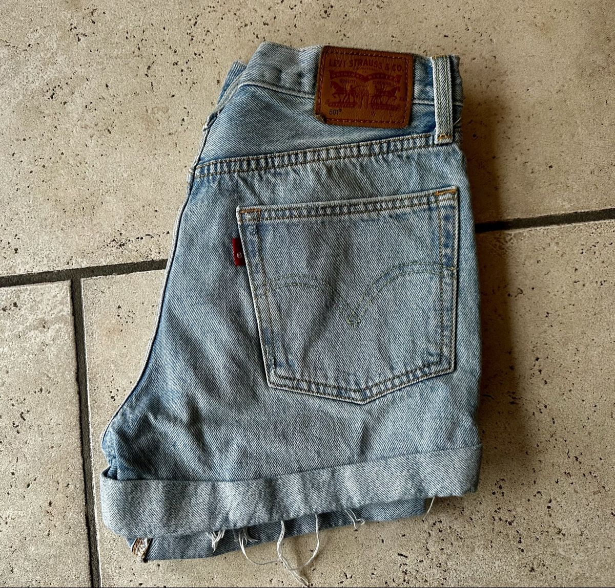 Levi's Jeans: Levi's 501, Gr. 27, neu – Nuovo (secondo la descrizione) da Brugg AG venduto da Keks.und.Kruemel 3