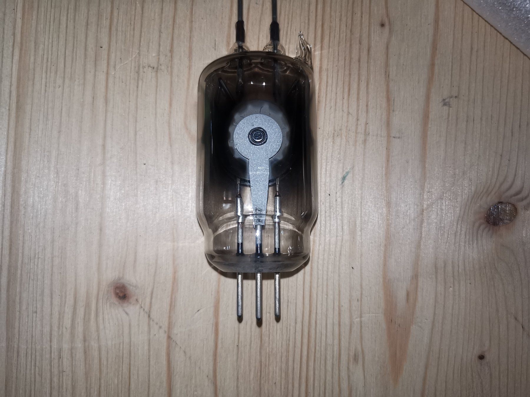 Componenti elettronici: BBC Elektronenröhre MD 10/2000 – Usato da Thalwil venduto da Joe500 2