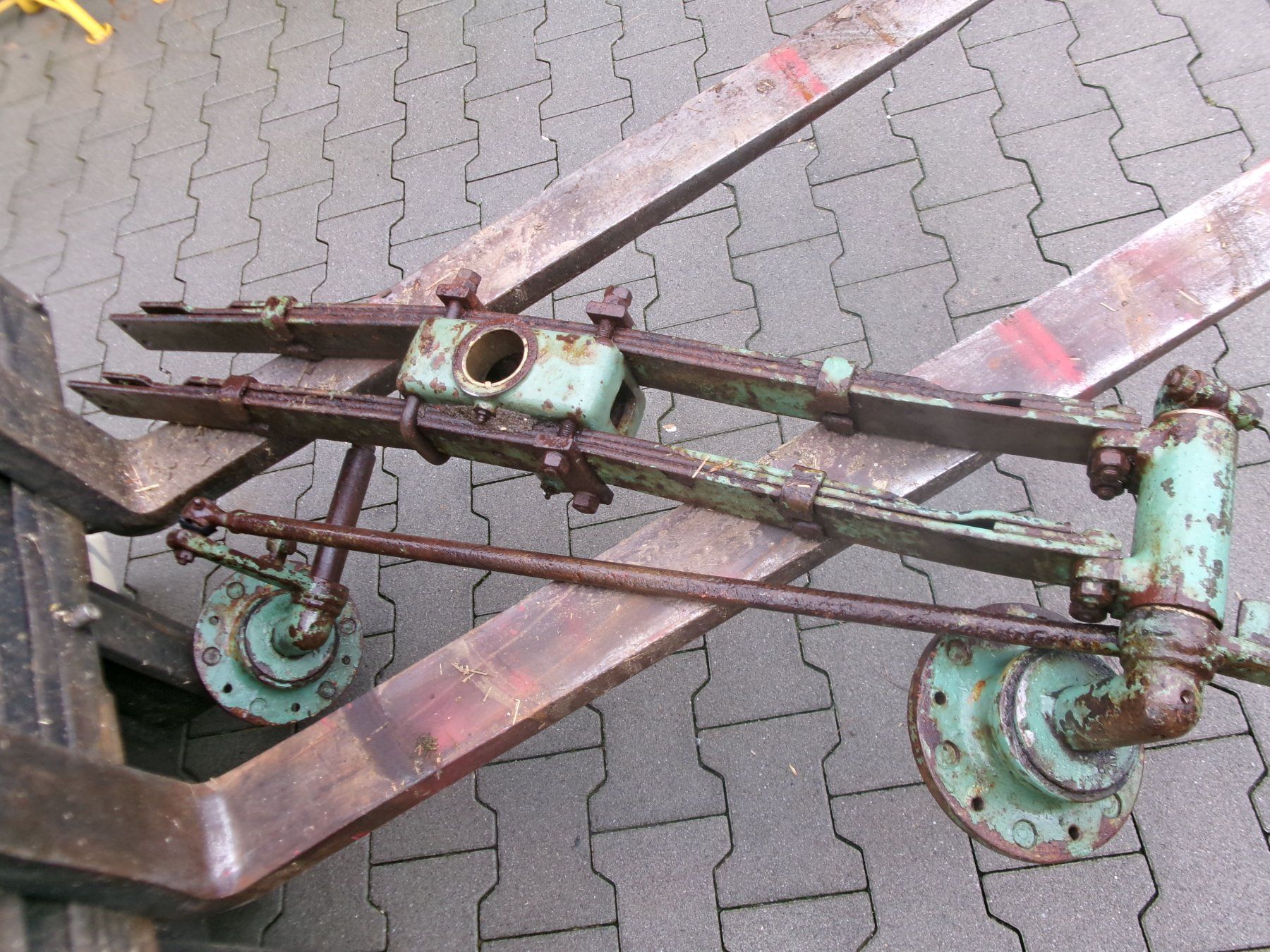 Bührer Trattori: Bührer -Spezial  - Blattfedervorderachse – Difettoso da Eschenbach SG venduto da GM-29 3