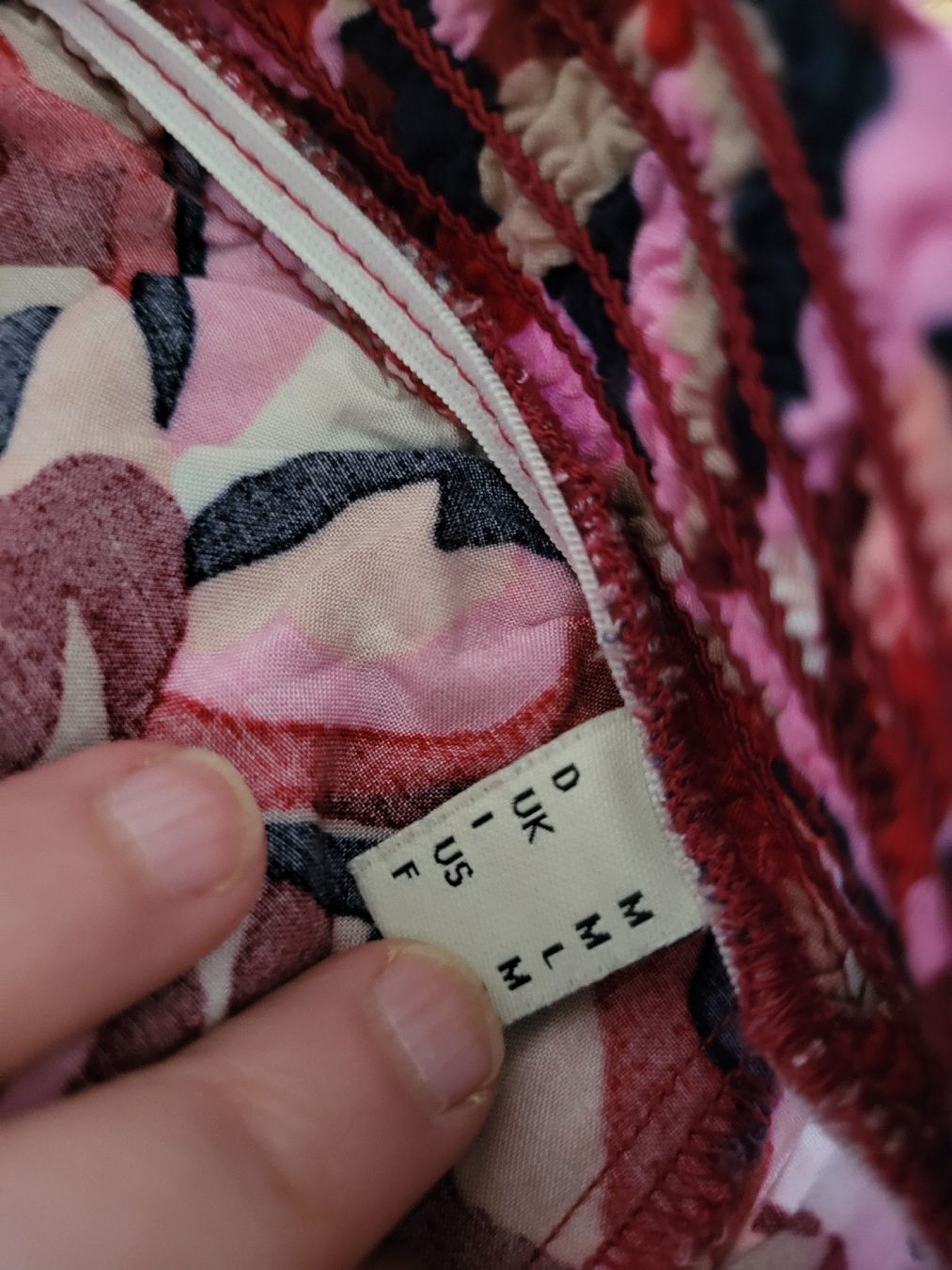 Esprit Pantalons: Esprit Shorts Gr. M – D'occasion à St.Gallen par Einstein87 2