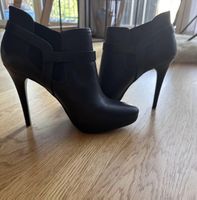 Elegante Stiefeletten, schwarz, Gr. 39