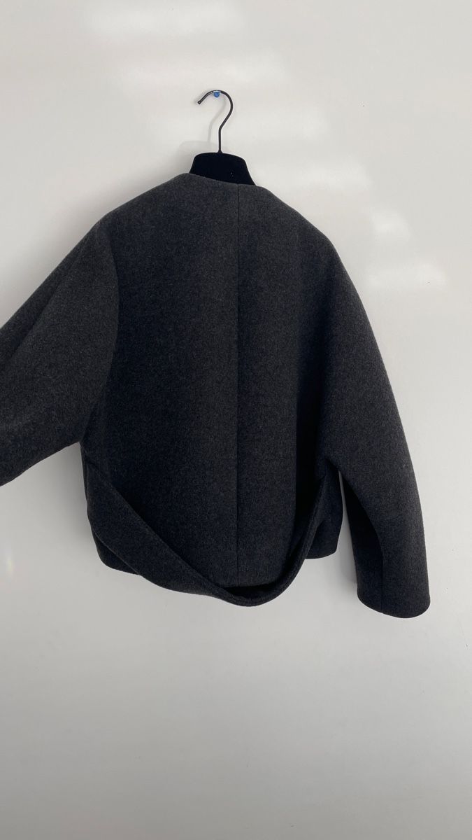 Balenciaga Giacche: Balenciaga Duffle Coat - Gr. 38 – Usato da Ramlinsburg venduto da Meeliinaa 2