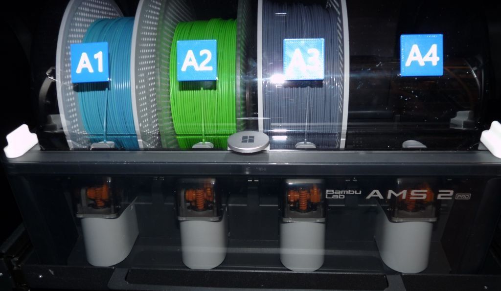 Bambu Lab Stampanti 3D: Bambu Lab H2C 3D-Drucker ohne Panda Station gebraucht – Usato da Hämikon venduto da Mantella 6