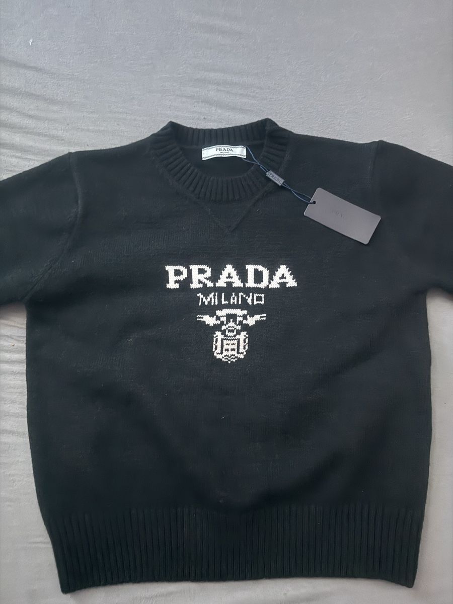 Pullover & Sweatshirts: Prada Pullover – Neu (gemäss Beschreibung) aus Zürich von nic_2t6f