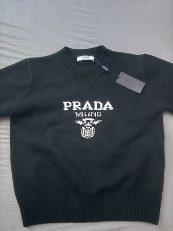 Prada Pullover