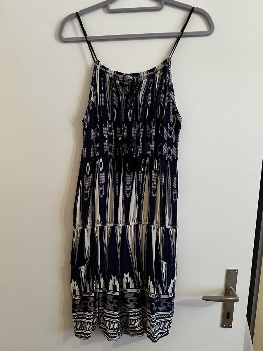 Lotti di vestiti: 3er-Set Kleider/Jumpsuite - Grösse M/L – Usato da Laufen venduto da mercedes420 1