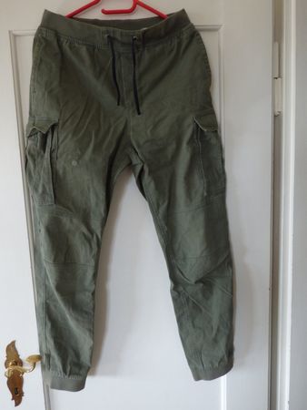 Knabenhose mit gr. Seitentaschen (Gr. 170)