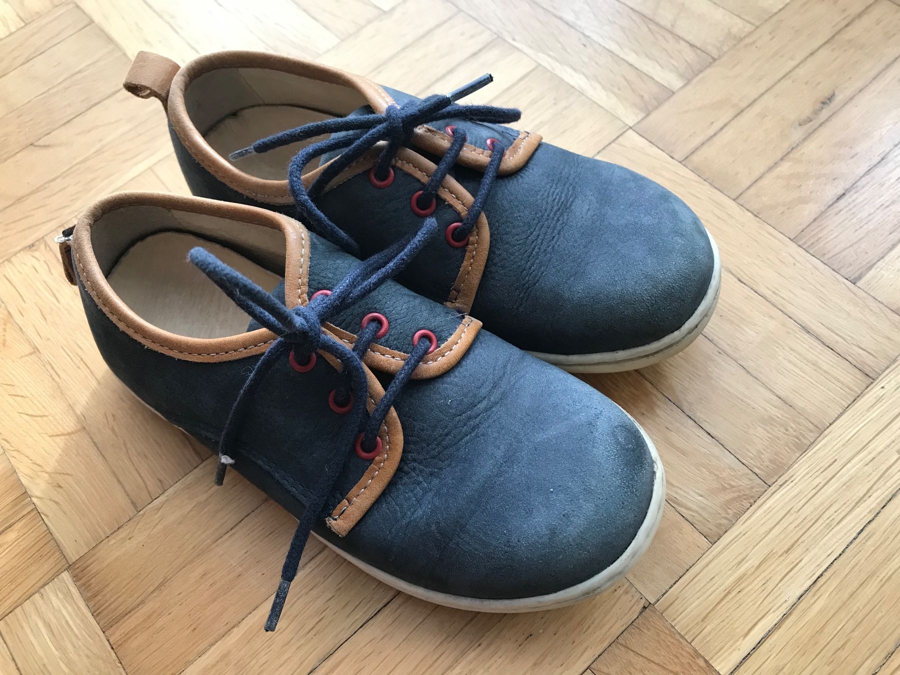 Scarpe per ragazzi: Halbschuh Leder Grösse 27 – Usato da Emmenbrücke venduto da Hathor123