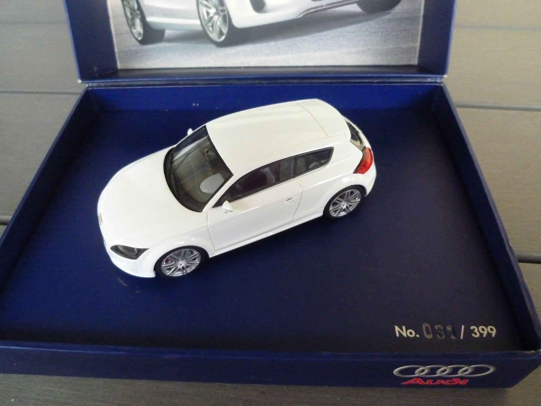 Modellini d'auto: Audi Concept Car – Nuovo e nell'imballaggio originale da Flawil venduto da Imperiosud 1