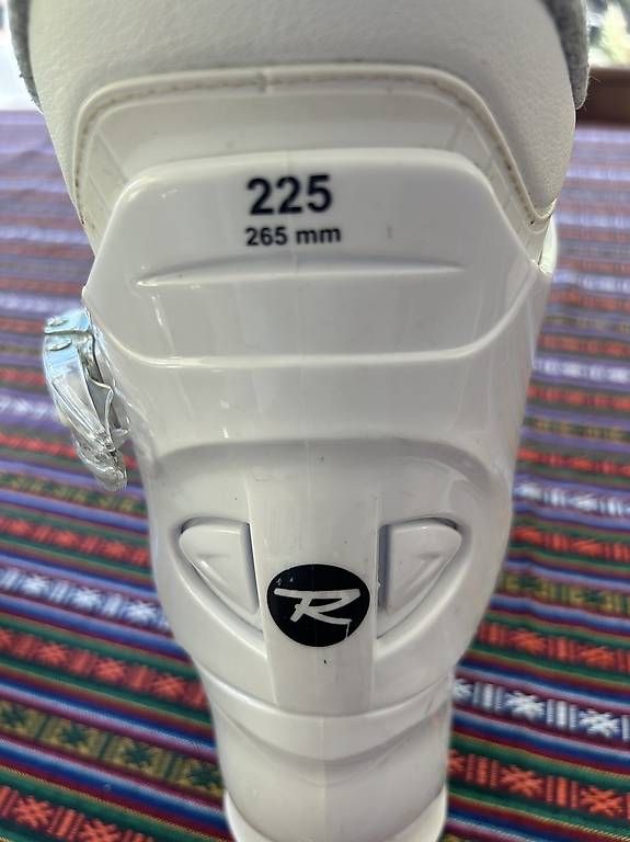 Schuhe für Jungen: Chaussures de ski Rossignol 22,5 – Gebraucht aus Plan-les-Ouates von Kiss-bodolay 2