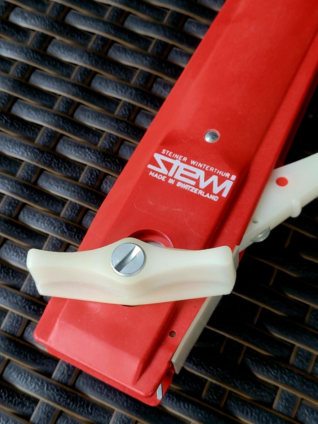 🇨🇭 Vintage STEWI Büchsenöffner Made in Switzerland (Gebraucht) in ...