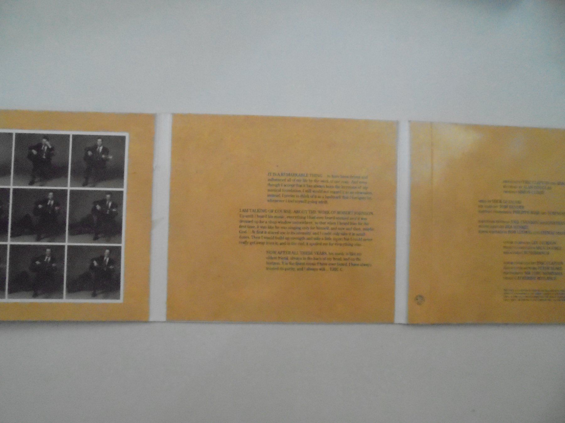 CD: Eric Clapton " Me and Mr Johnson " Digipack, très bon état – Usato da Crissier venduto da Promopost 2