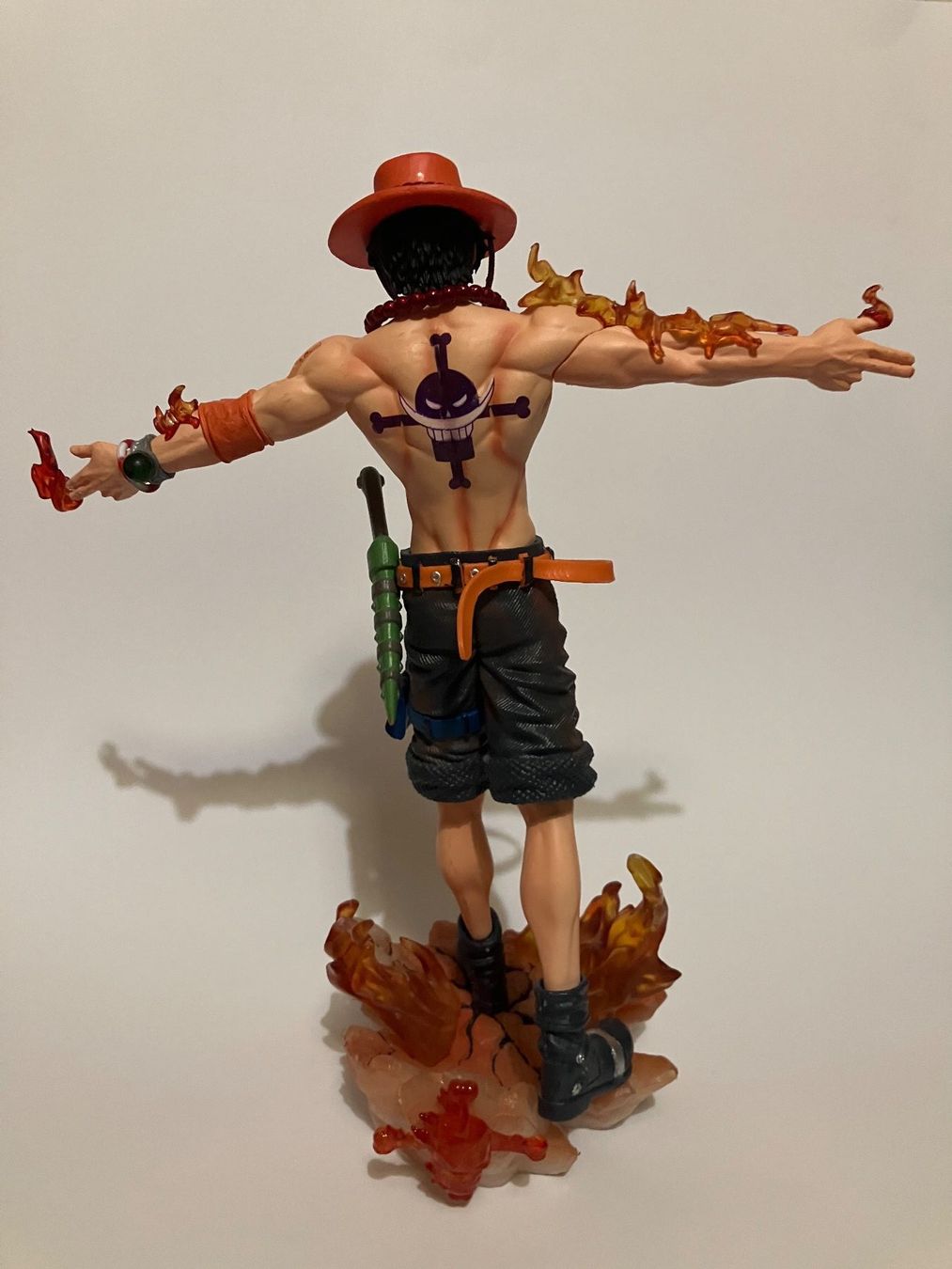 Statuette: Figurine Ace Gol D. - One Piece – Usato da Ecublens VD venduto da Le_marchand_geek 1