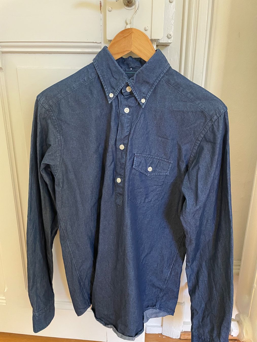 Chemises: Wunderschönes ETON Hemd, Denimblau, 38, Slim – D'occasion à Bern par goodlife