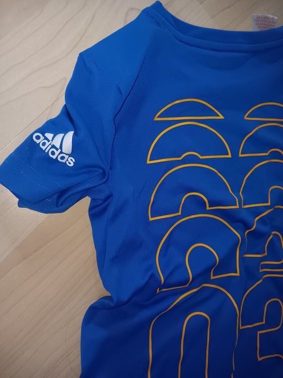 Adidas Lotti & Set di vestiti: Kinder Kleider Paket ,G. 128 – Usato da Oftringen venduto da joa_bbm2 2