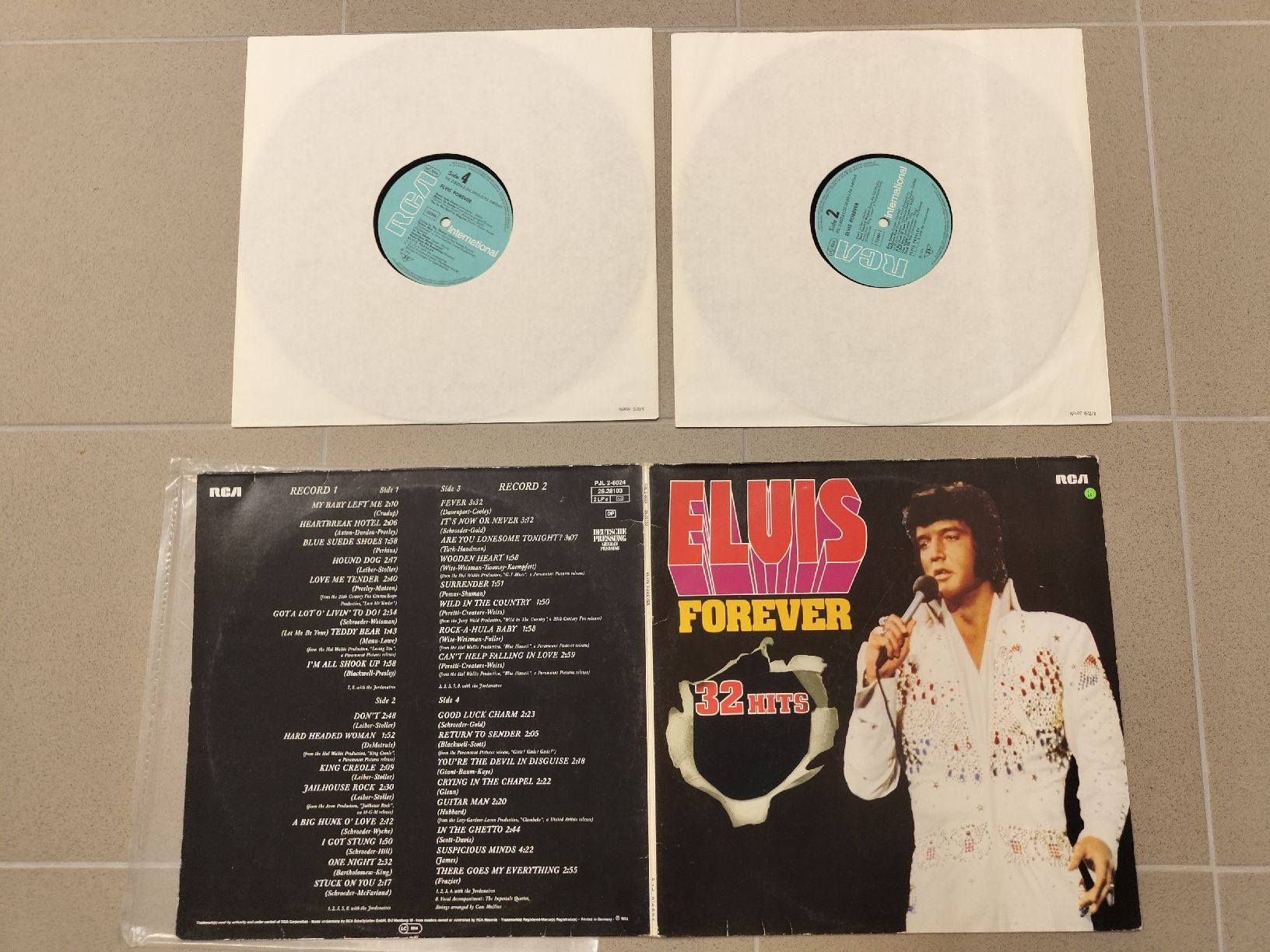 Dischi in vinile: Elvis Forever 32 Hits Vinyl Double LP – Usato da Basel venduto da mariablanka