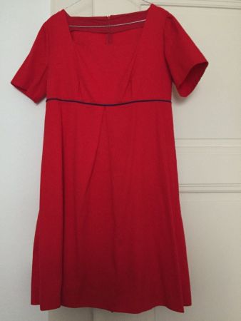 Robe confectionnée à la main