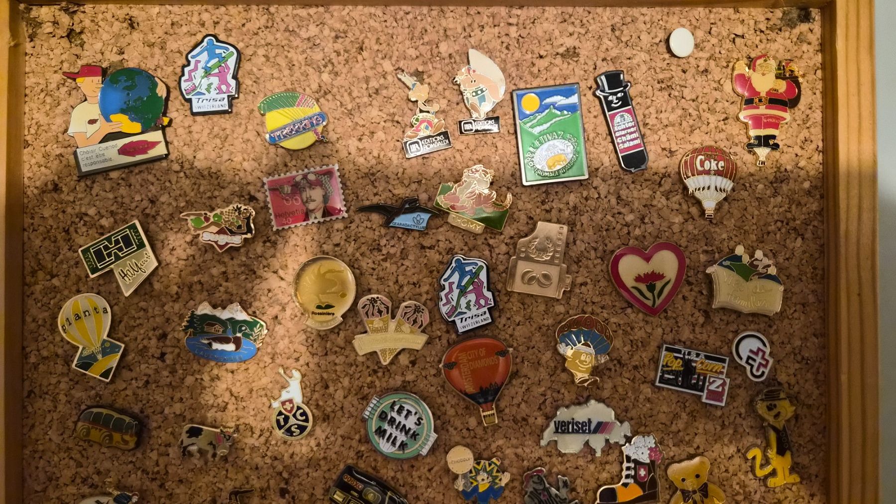 Plaquettes & Badges: Lot de Pins (environ 100) – D'occasion à Jouxtens-Mézery par ger_hpd5 1