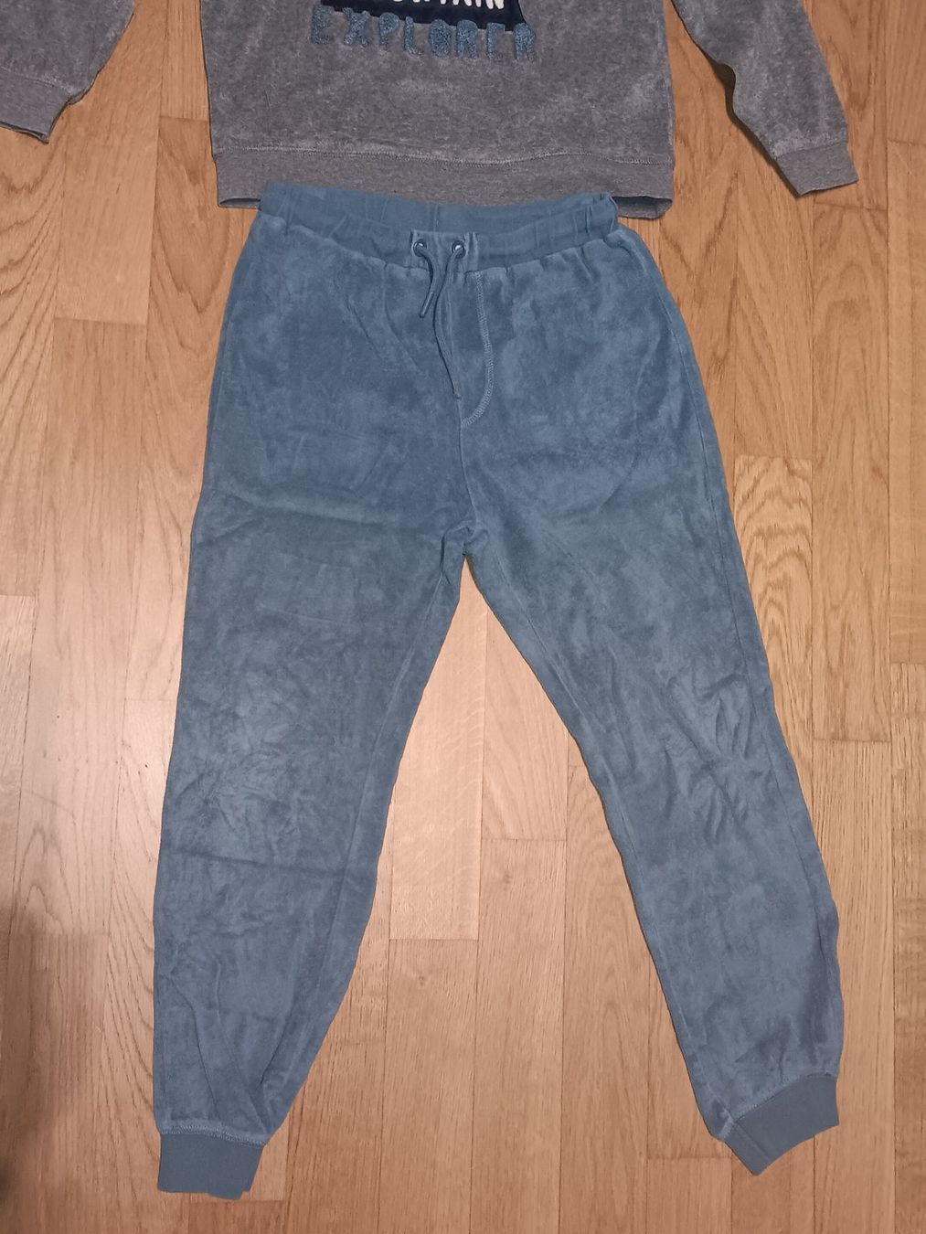 Pigiama & Simili: Kinder Pijama,Gr.140 – Usato da Oftringen venduto da WufffWuff 2