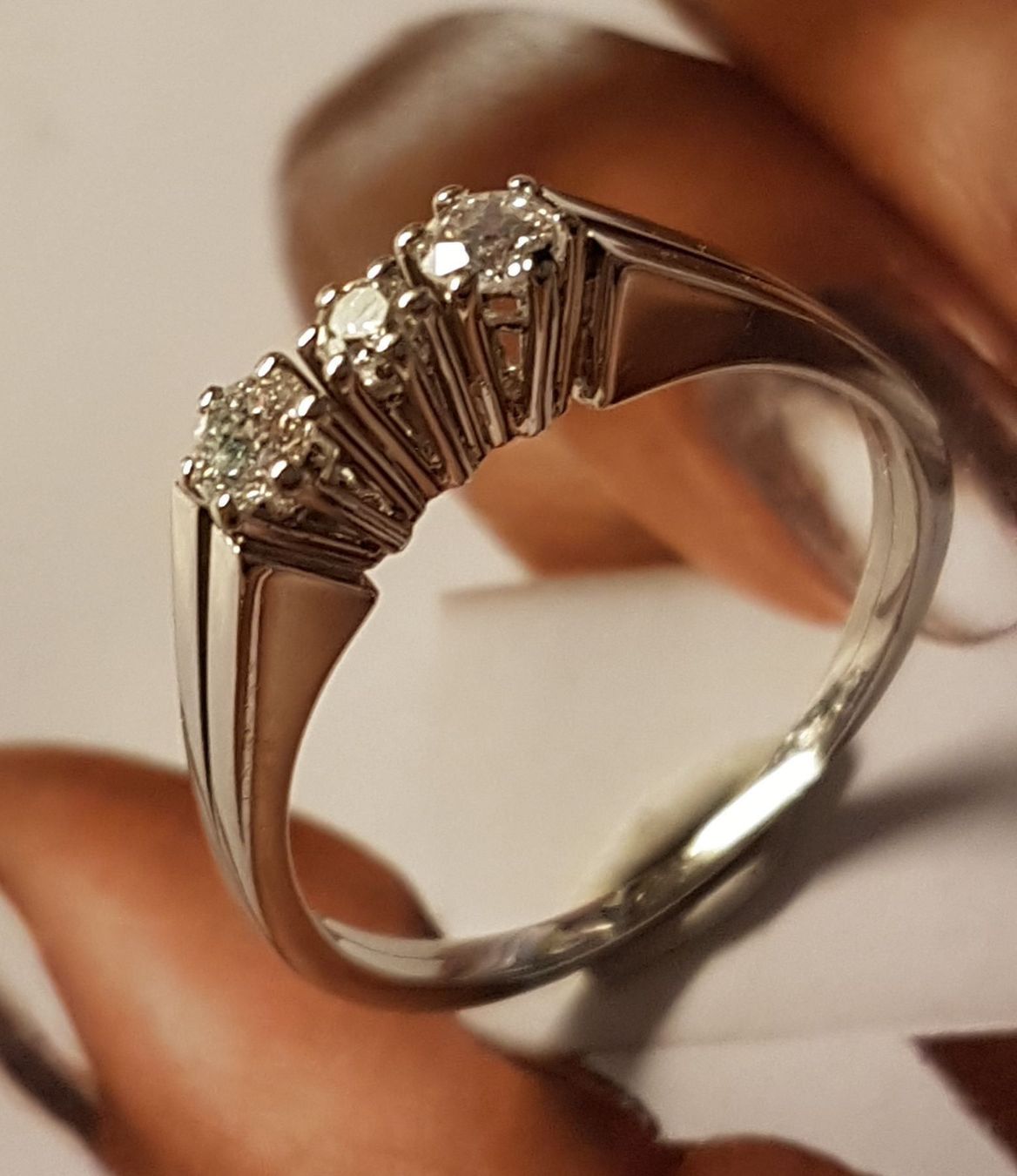 Anelli: 750 Weissgold + 3 Diamanten – Nuovo (secondo la descrizione) da Unterägeri venduto da Altgoldschmuck 2