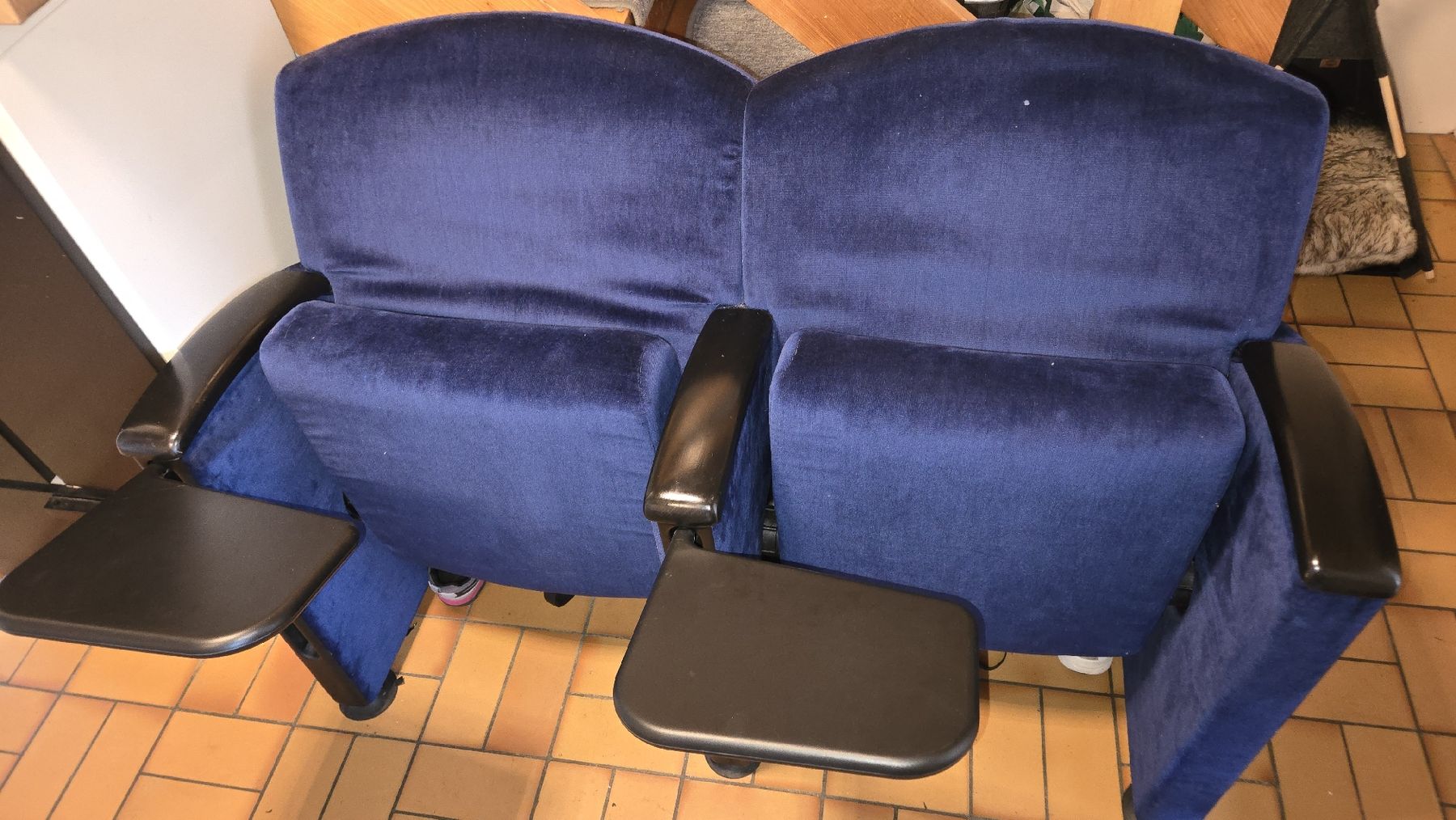 Home cinéma: Kinosessel, Doppelsessel, Heimkino, Blau – D'occasion à Uzwil par BrokiFloh 3